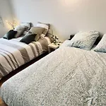 Apartment 2 Pieces Tram Direct Aeroport & Bordeaux Parking *