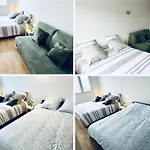 2 Pieces Tram Direct Aeroport & Bordeaux Parking Apartment *