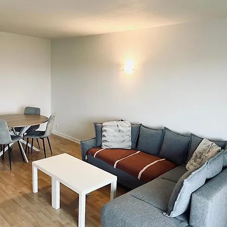 2 Pieces Tram Direct Aeroport & Bordeaux Parking Daire