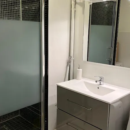 T2 Merignac, Tram, Airport, 6p Mérignac